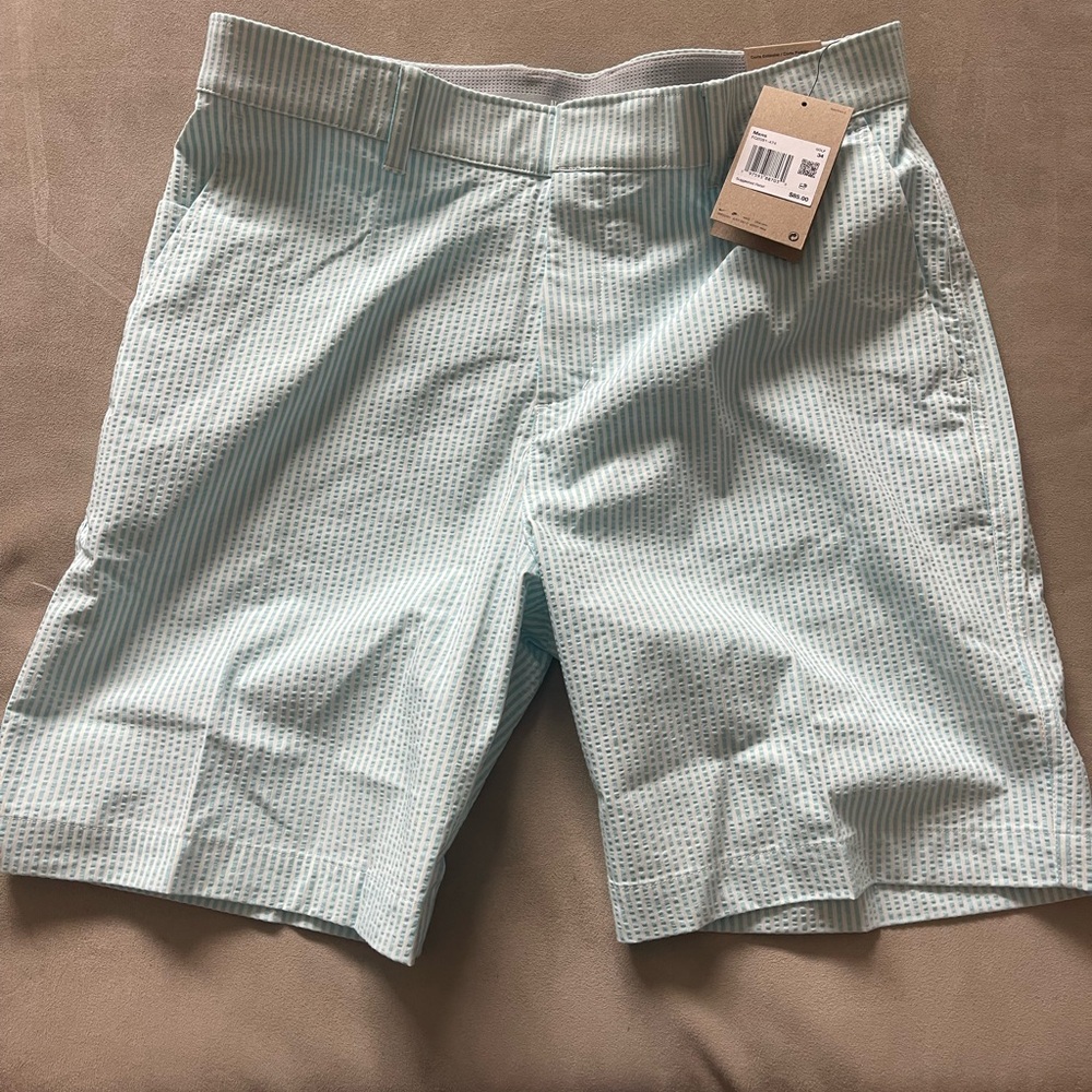 Men’s size 34 Nike golf shorts